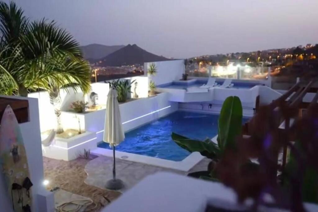 Gezellige Villa Met Prachtig Zicht En Zwembad Arona  Bagian luar foto